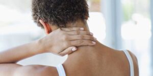 Read more about the article Get relief from your neck pain with Ayurvedic treatment