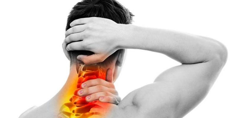 You are currently viewing Eliminate cervical pain with Ayurvedic treatment
