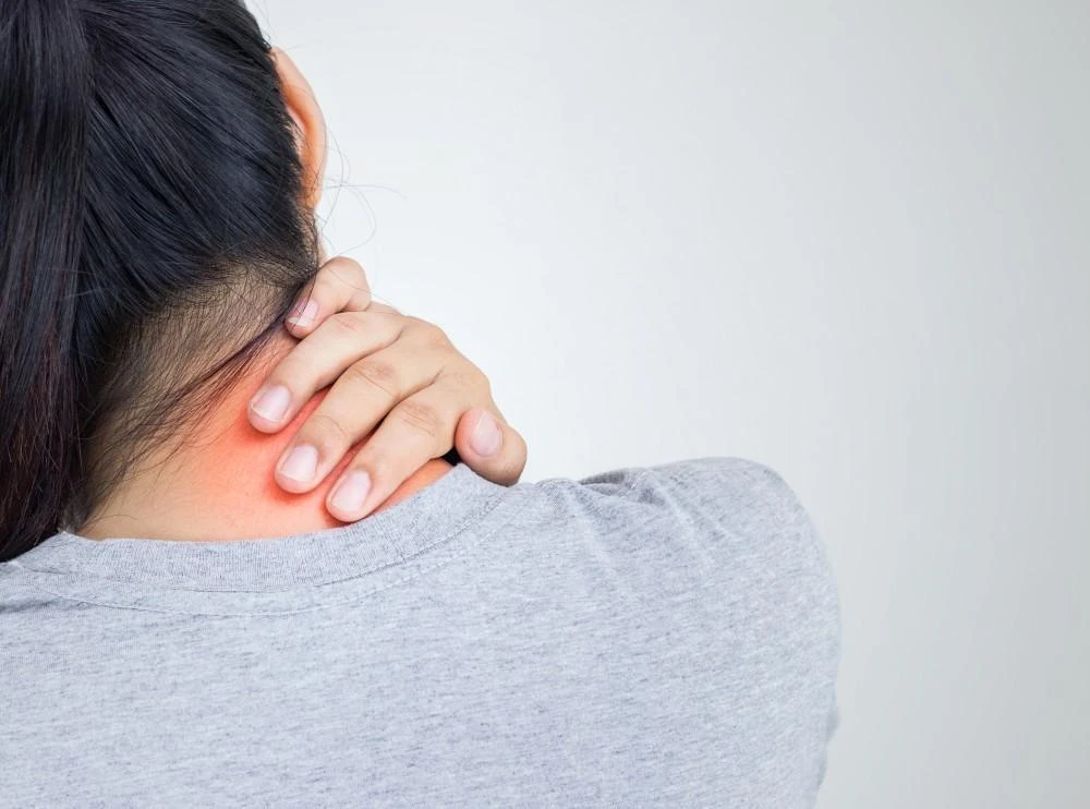 You are currently viewing Understanding the Cause of Neck Pain and Ayurvedic Remedies