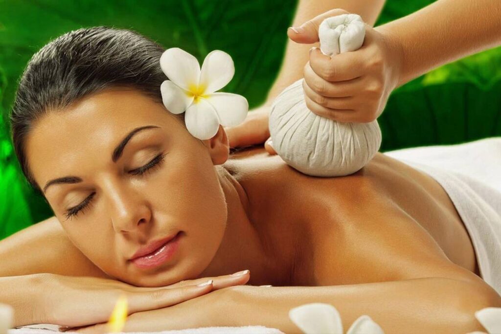 Treat cervical pain effectively and naturally with Ayurveda