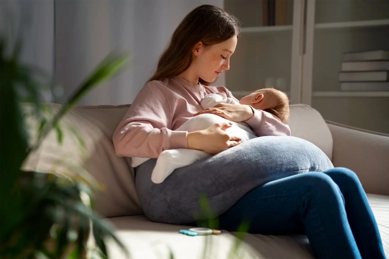 You are currently viewing After Delivery Care in Dubai – Why New Mothers Choose Ayurvedic Recovery